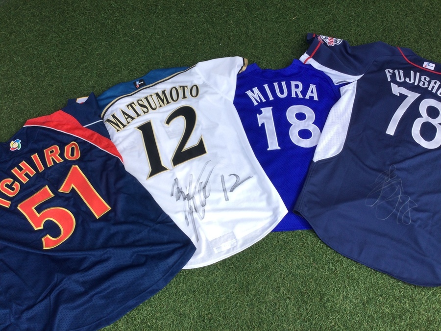 野球ユニフォーム買取】2009年WBCイチロー選手レプリカ他入荷