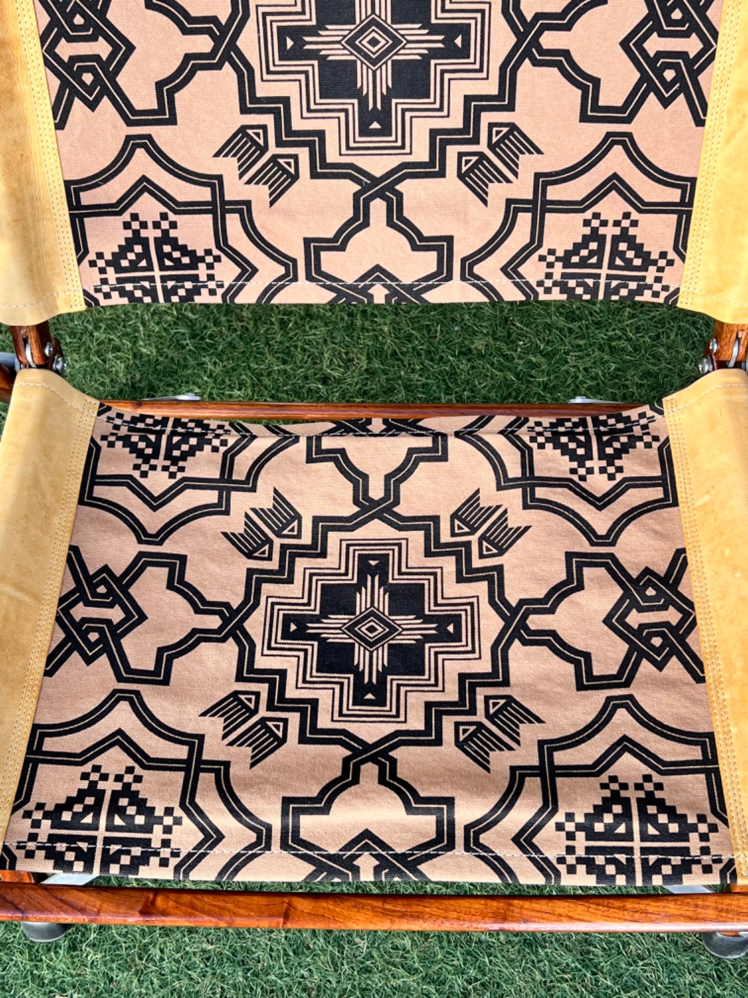 カーミットチェア(ウォールナット)×ガラクダ 2脚同時入荷