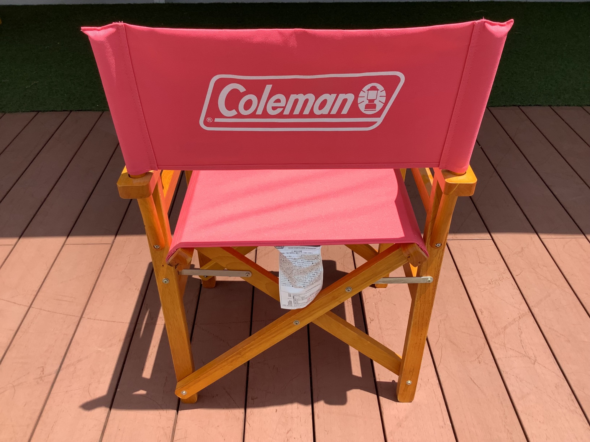 ビンテージ・レトロ感がお洒落なコールマンのウッドチェアクラシックを