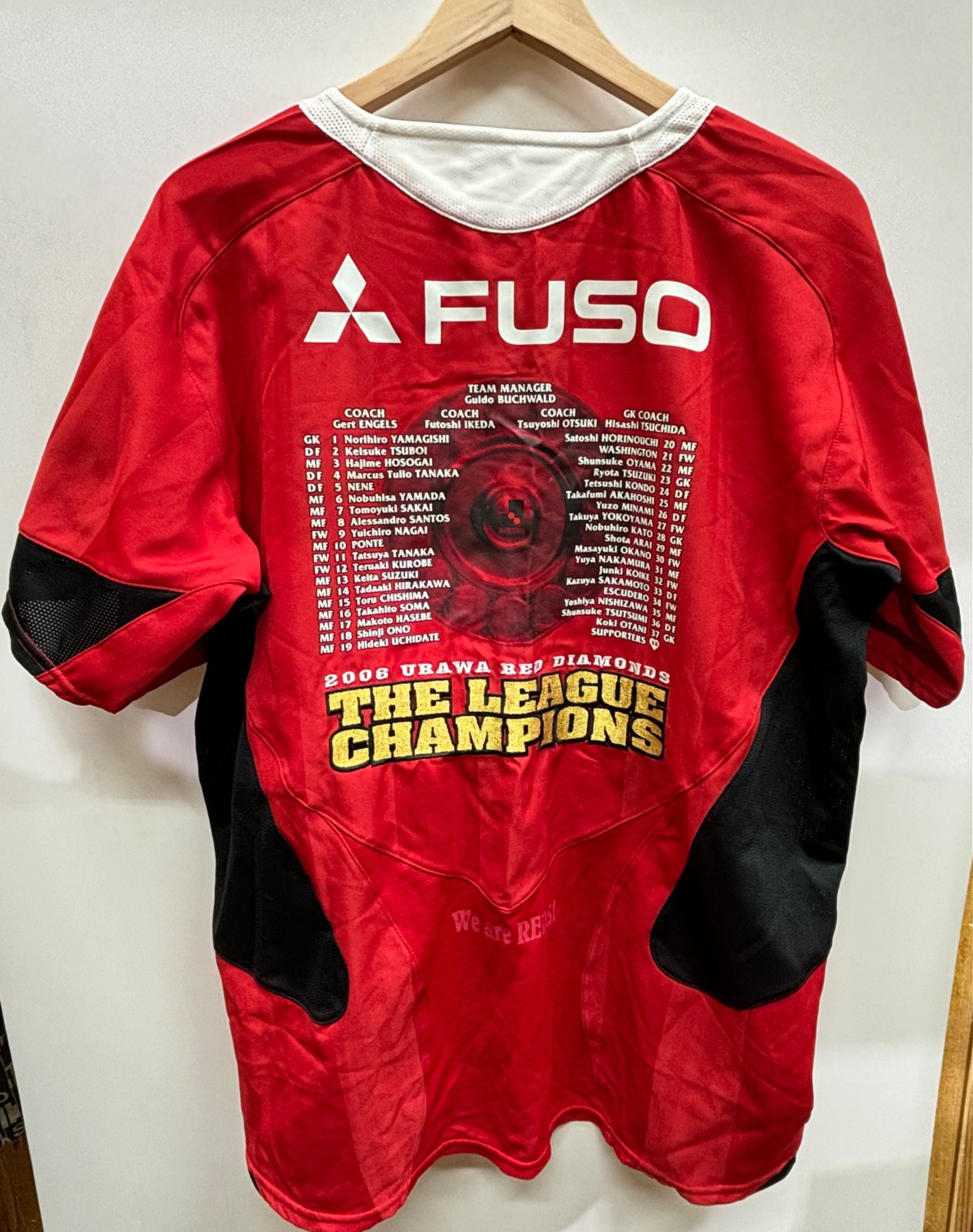 浦和レッズ特集！ACL優勝バッチ付きのユニフォームが入荷いたしました