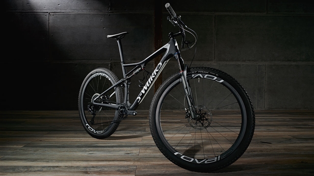 クロスカントリーレーシングに革命を！新型マウンテンバイク「EPIC