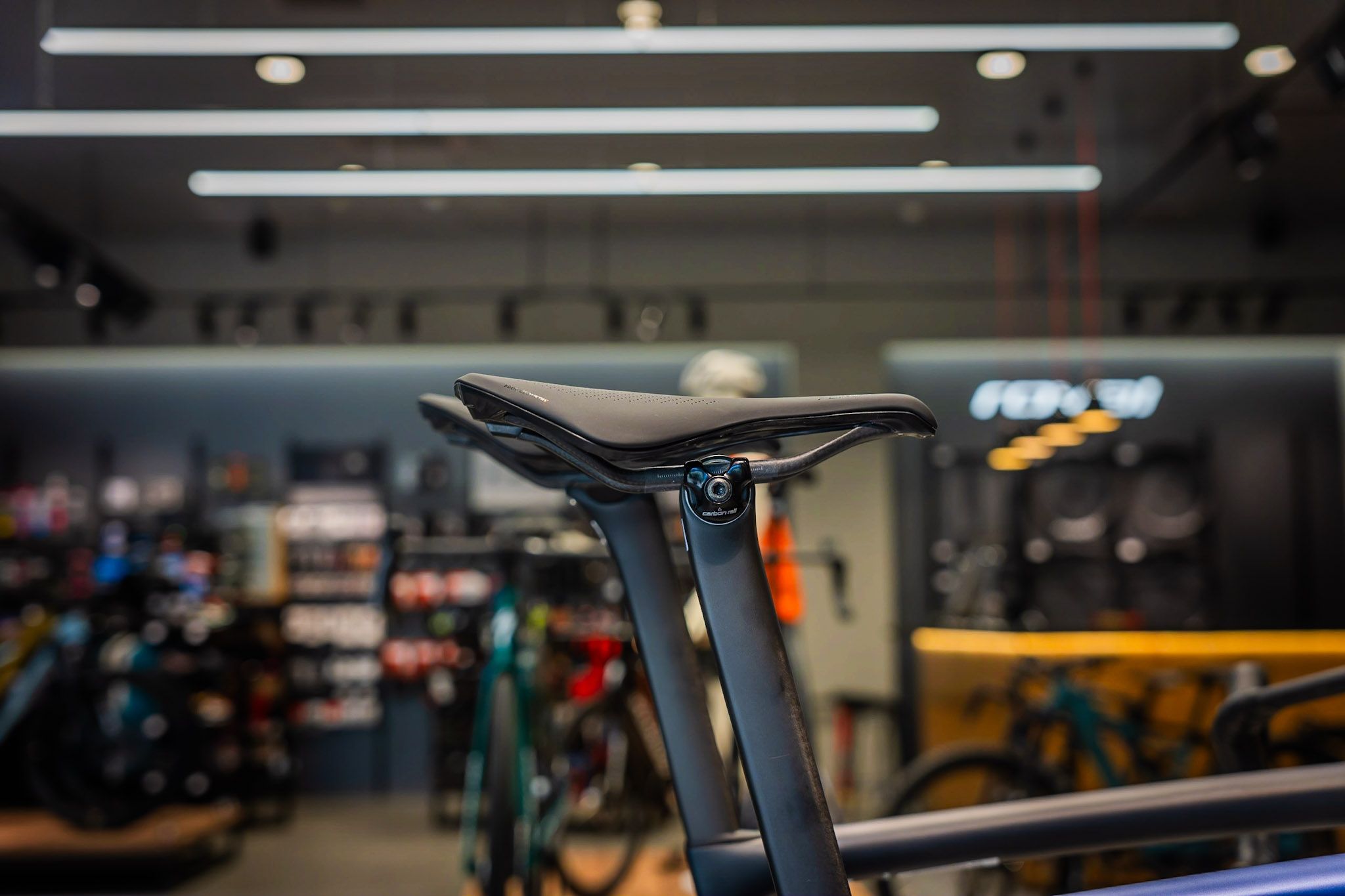 プロ選手も使うTarmac SL8のゼロオフセットシートポスト