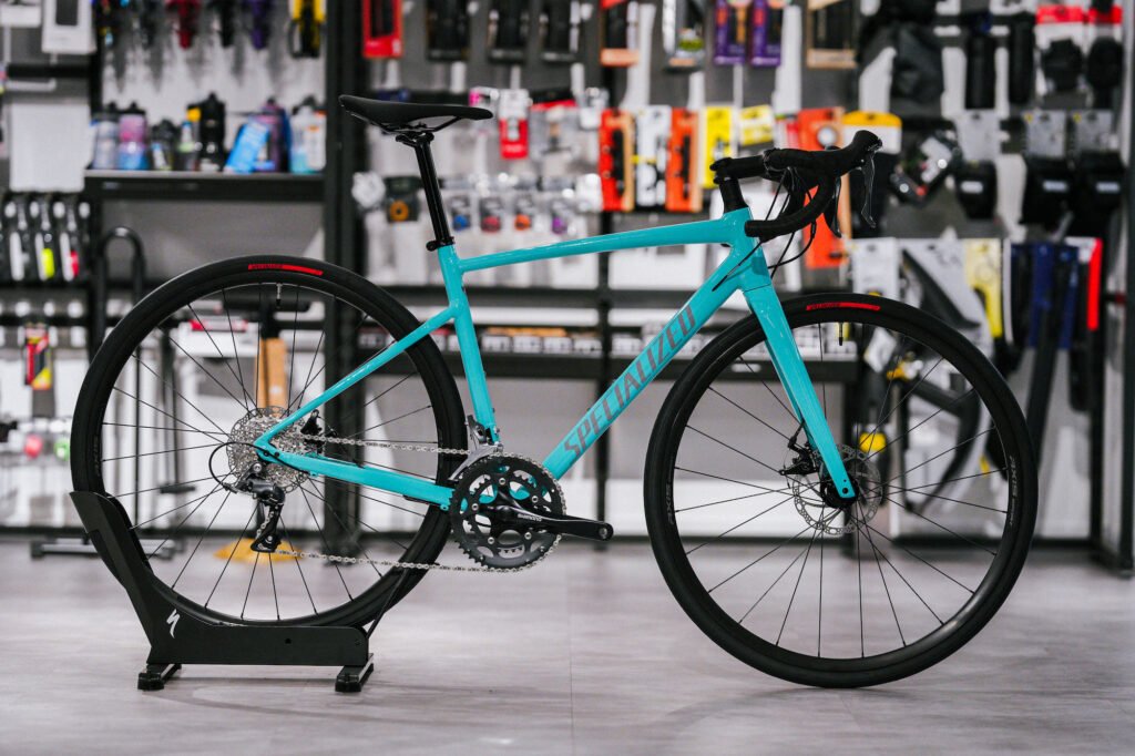 アウトレット】40年の進化が生んだ、最高峰アルミロードの完成形