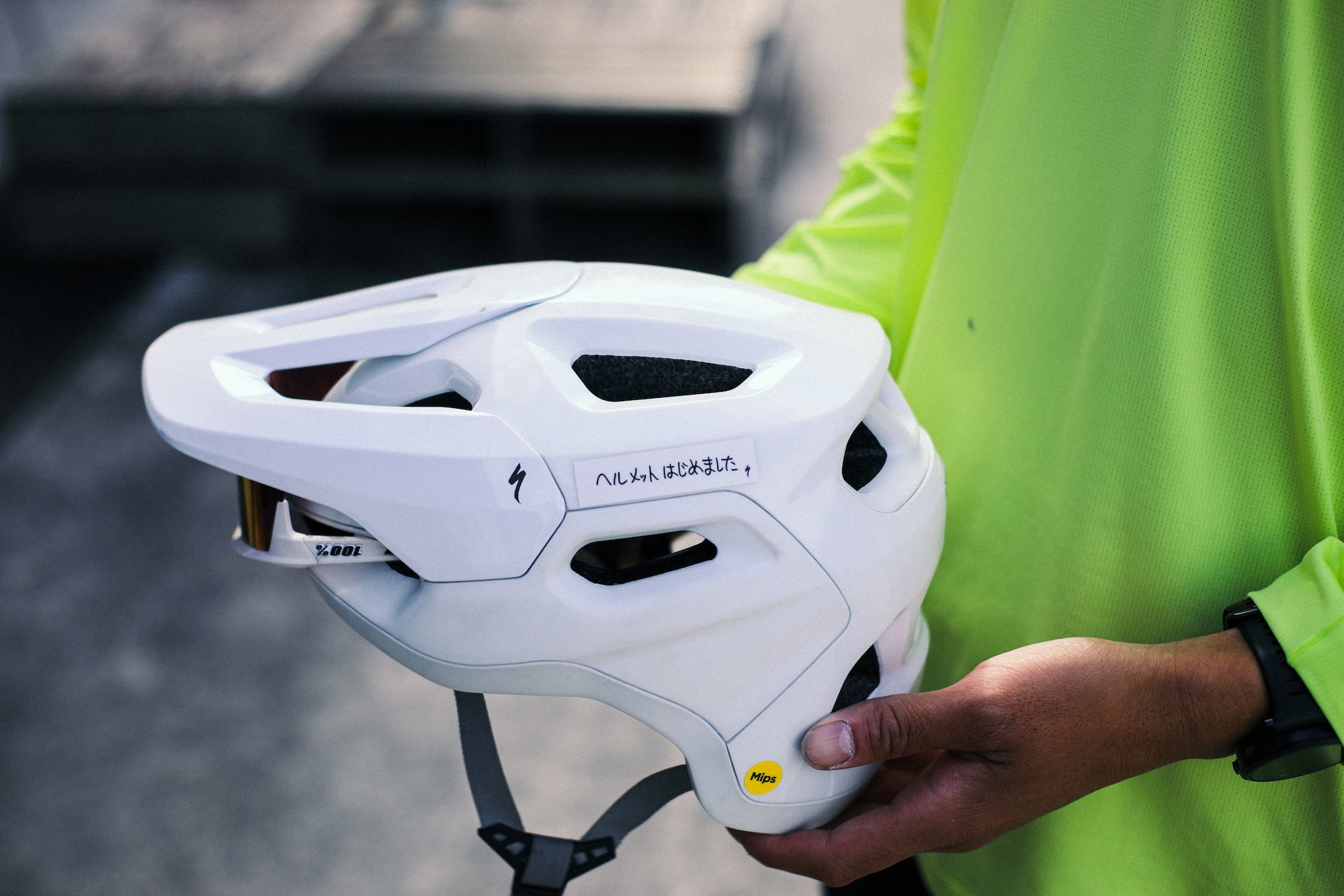 スポーツ自転車用ヘルメットの違いとは？ | スペシャライズド 福島