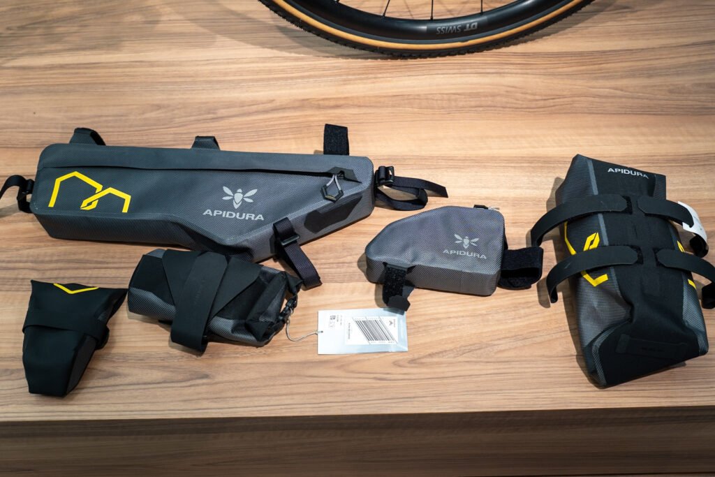 サドルバッグ卒業しました! -Apidura フレームパックのリアルな使用感