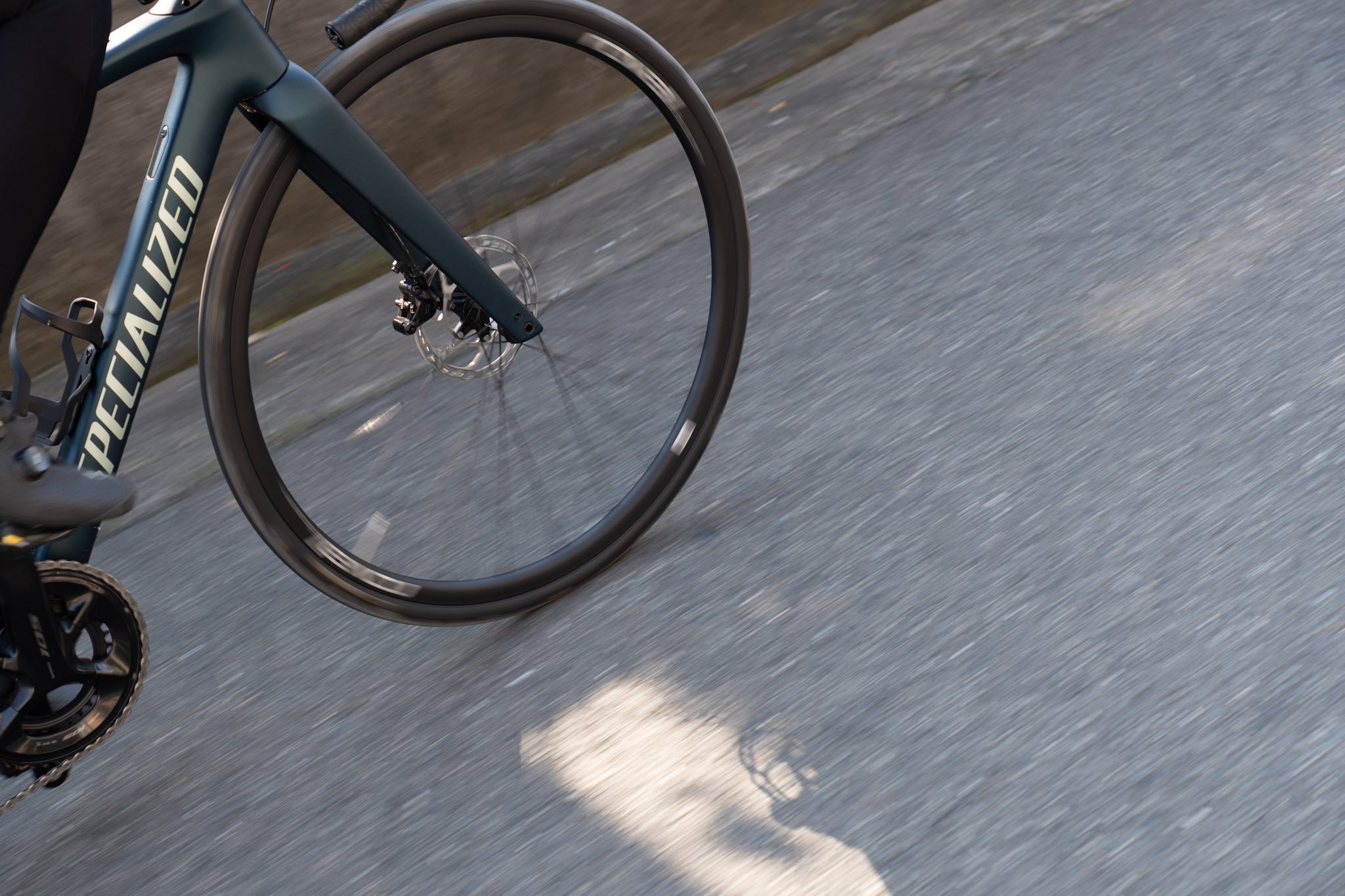 初めてのホイールアップグレードに最適 軽量アルミホイール Roval