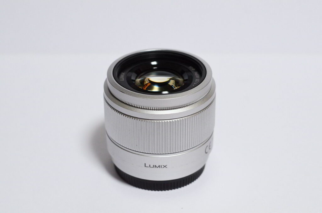 Panasonic LUMIX G 25mm F1.7 ASPH. マイクロフォーサーズ用標準単焦点