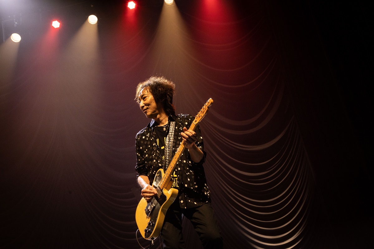 村越”HARRY”弘明、肺がん治療から復活！ 1年9ヵ月ぶりライブ開催を発表