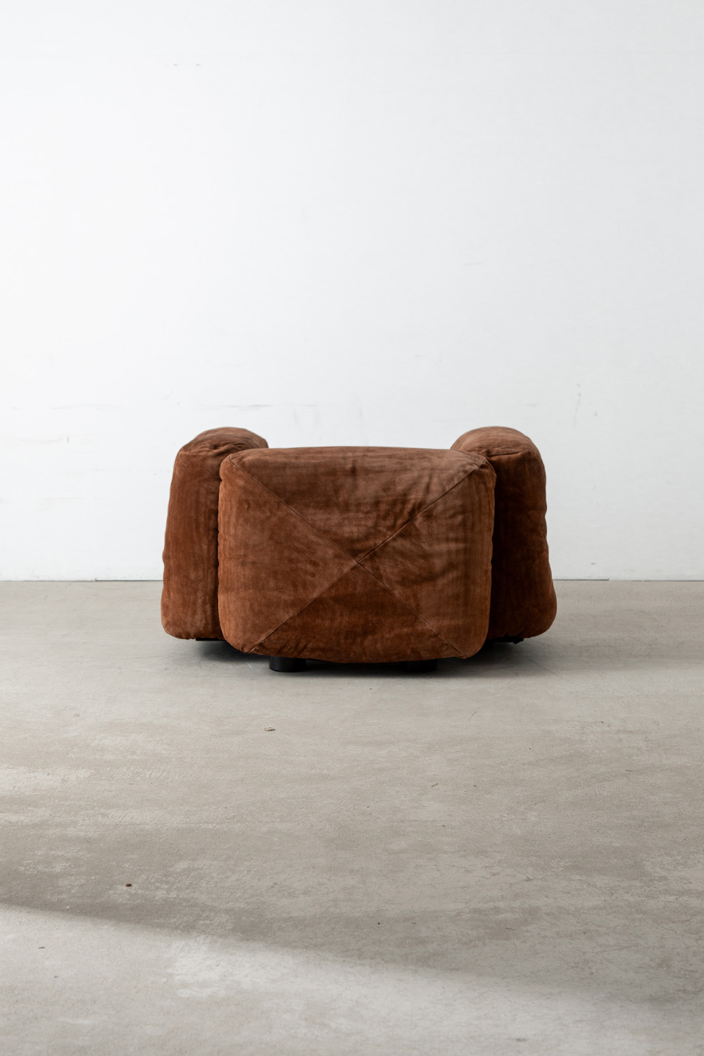 stoop | 'Marius' Sofa by Mario Marenco for Arflex in Suede