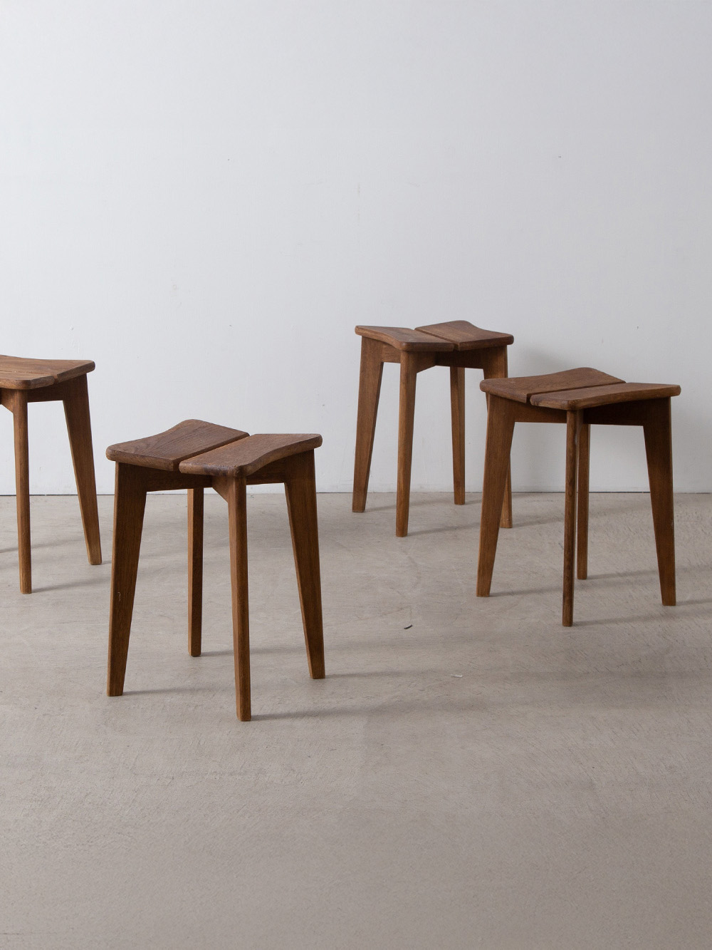 stoop | C-992 'Trèfle' Stool by Marcel Gascoin