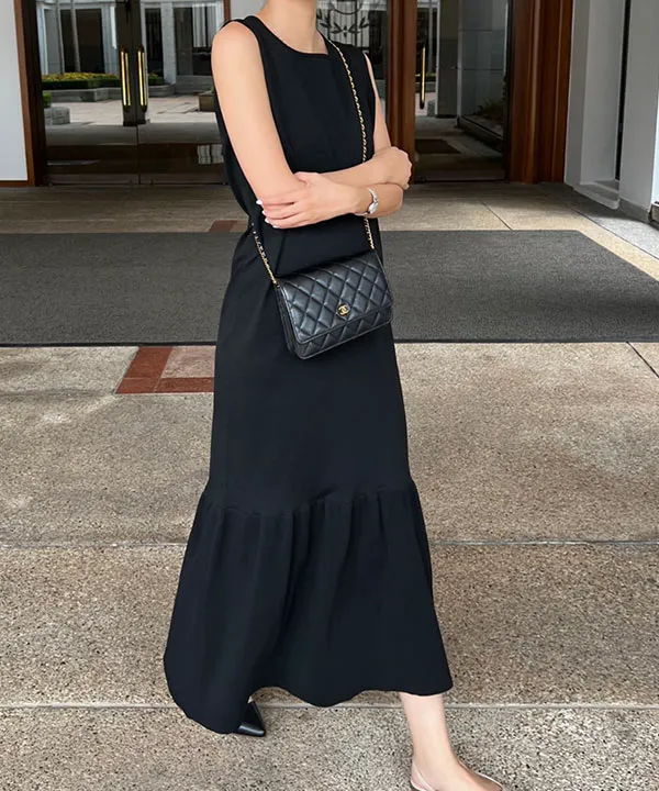 アンチピリング裾フレアニットワンピース [E3293] - レディース