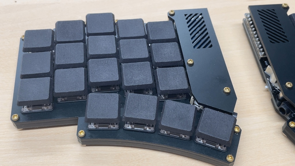 16mm 狭ピッチ キーキャップの一覧