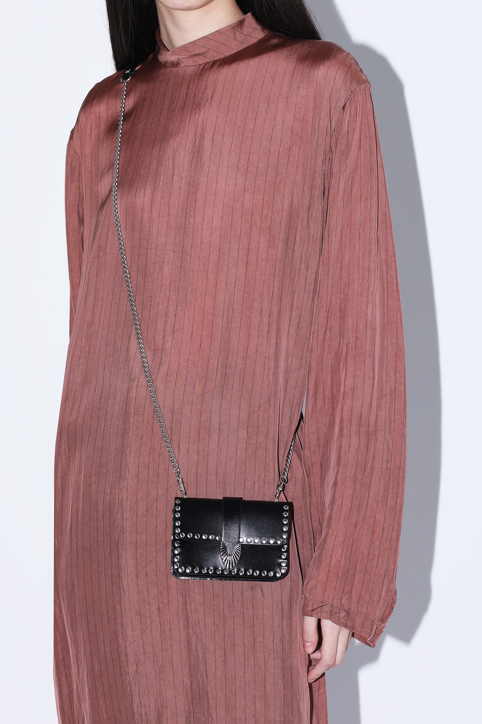 CHAIN LEATHER WALLET STUDS – TOGA ONLINE STORE