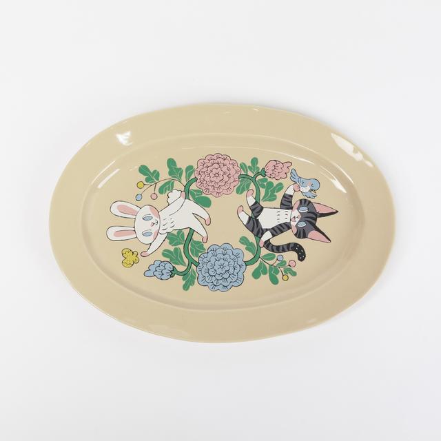 IP】清水桐子 オーバルプレート ねことうさぎの花模様 -の商品詳細