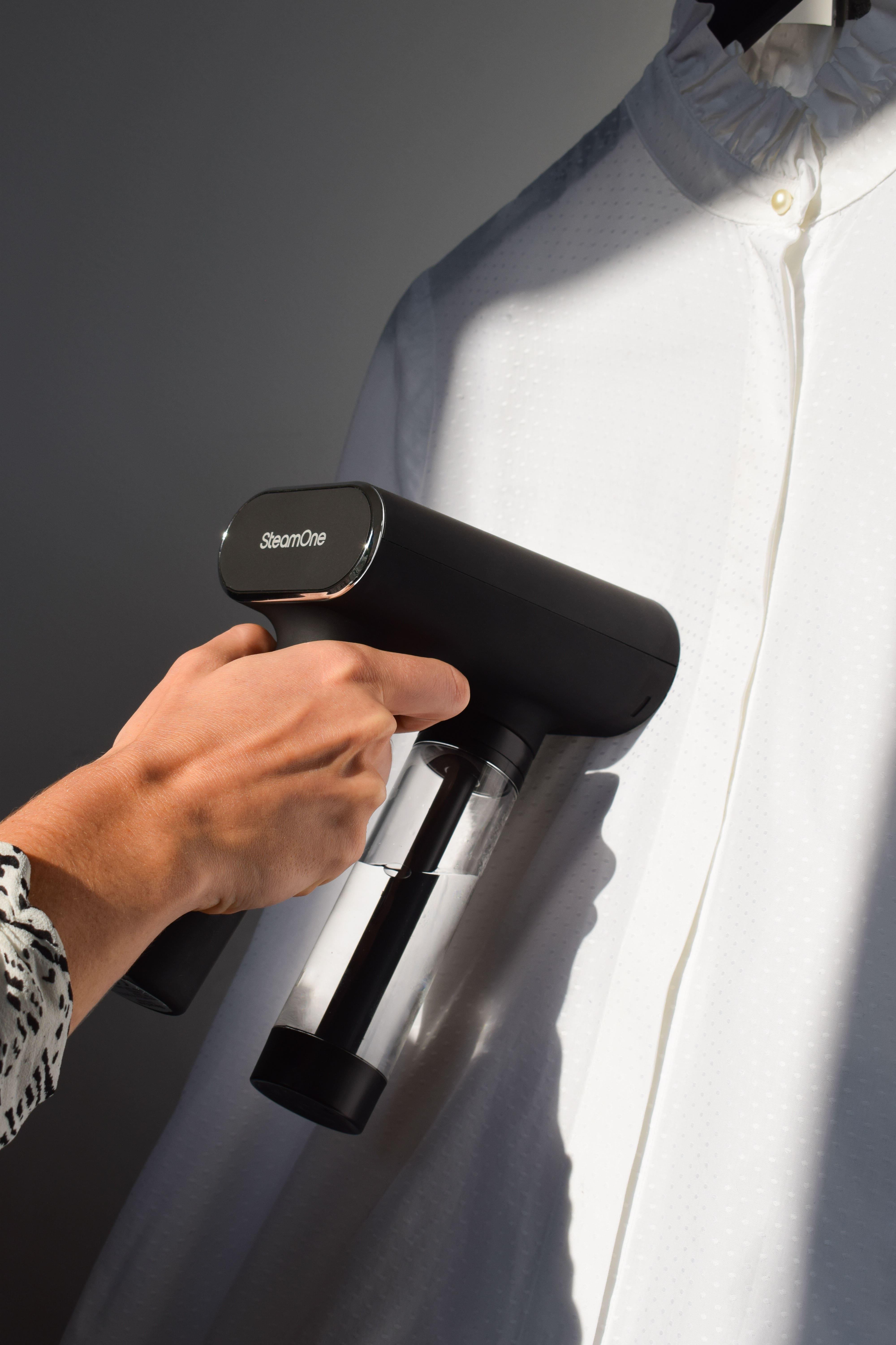 SteamOne 衣類スチーマー S-Nomad Black -の商品詳細 | 蔦屋書店