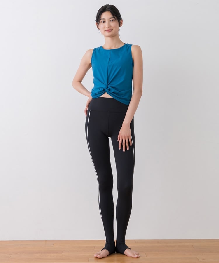 SUKALA】ブラトップ付きペーパーライクタンクトップ(Sサイズ ネイビー