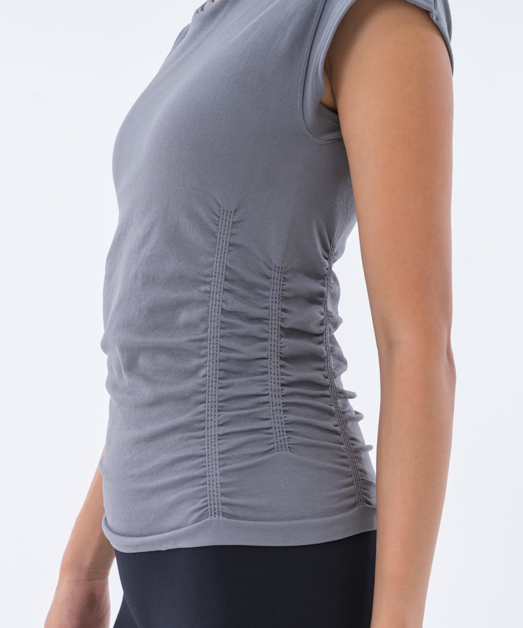 SUKALA】カップ付きエンハンスTee(S・Lサイズ チャコール・ホワイト