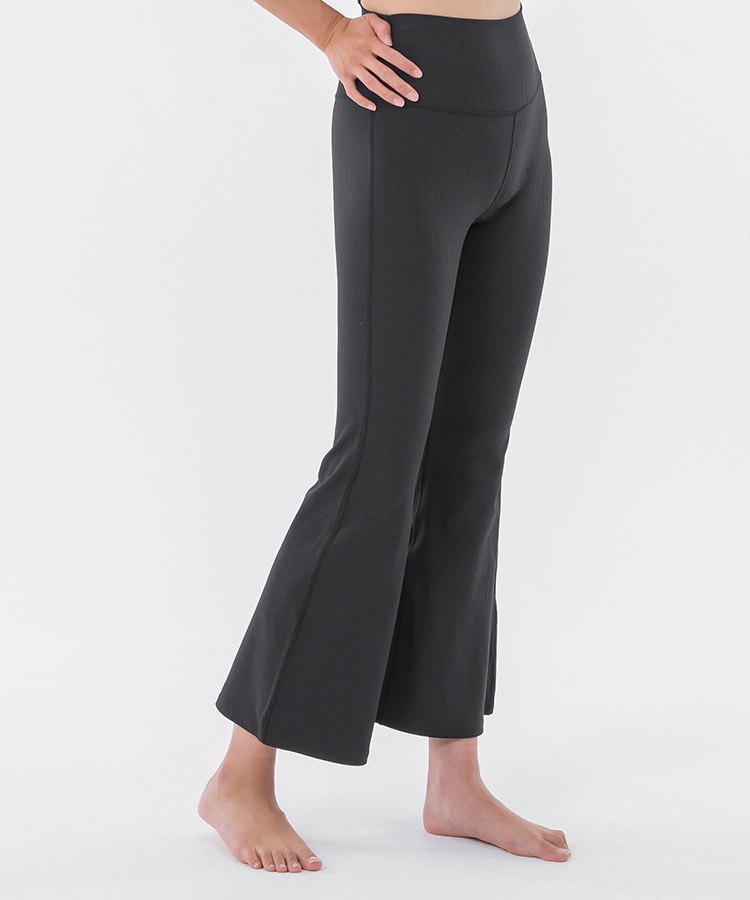 SUKALA】ベーシックリブフレアパンツ(XS・S・M・L・LLサイズ ブラック