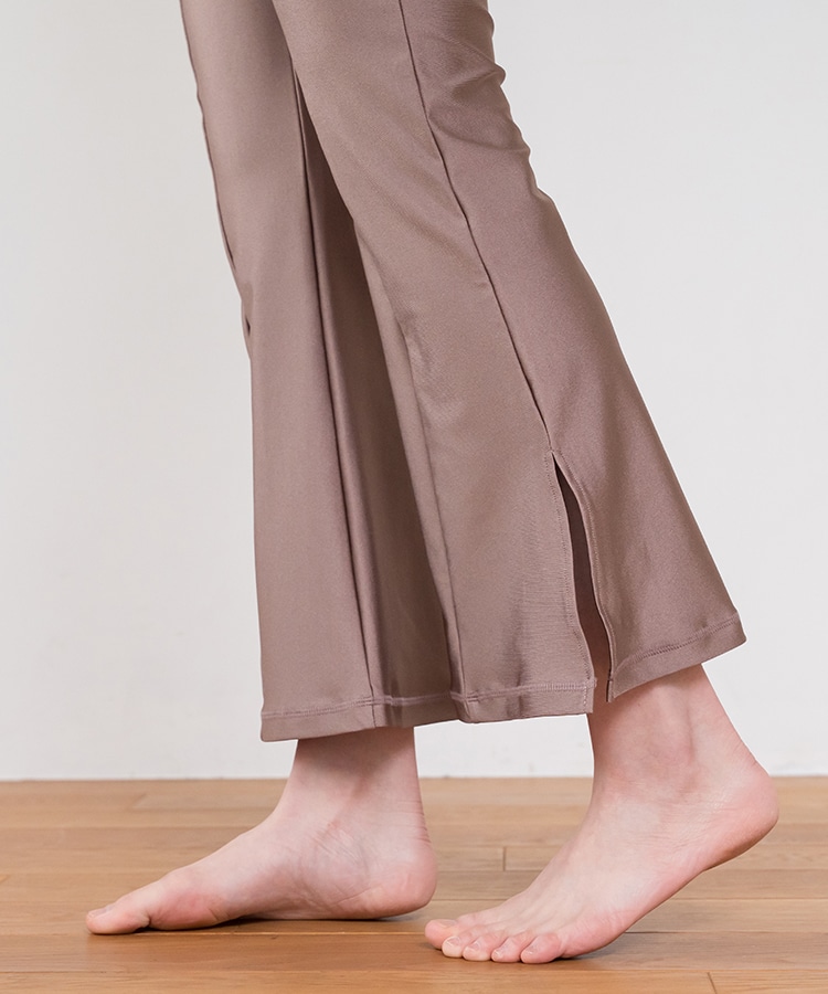 SUKALA】シャインストレッチフィットパンツ(Mサイズ ブラック