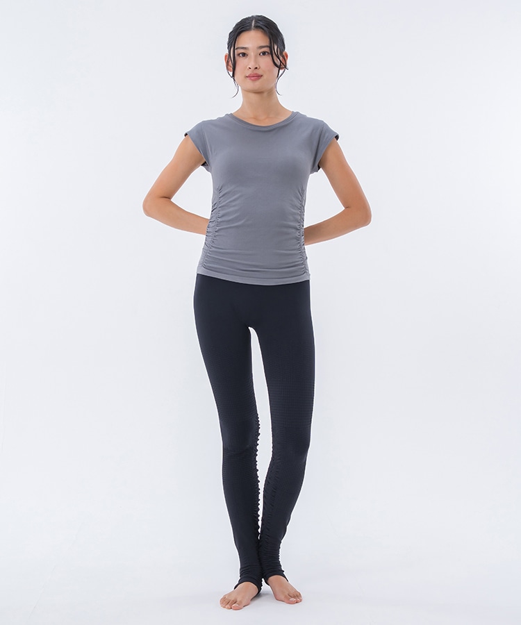 SUKALA】カップ付きエンハンスTee(S・Lサイズ チャコール・ホワイト