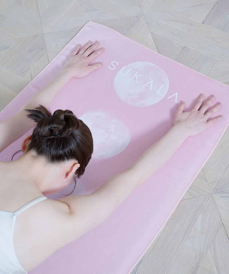 SUKALA】プリントヨギラグ(イエローフラワー): ヨガグッズLAVA公式