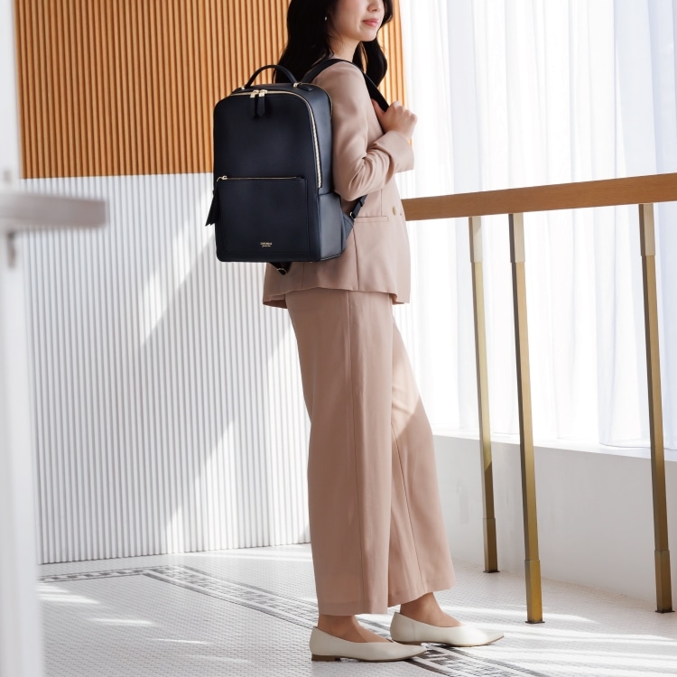 リュックサック ビジネスリュック ビジネスバッグ レディース A4 13.3