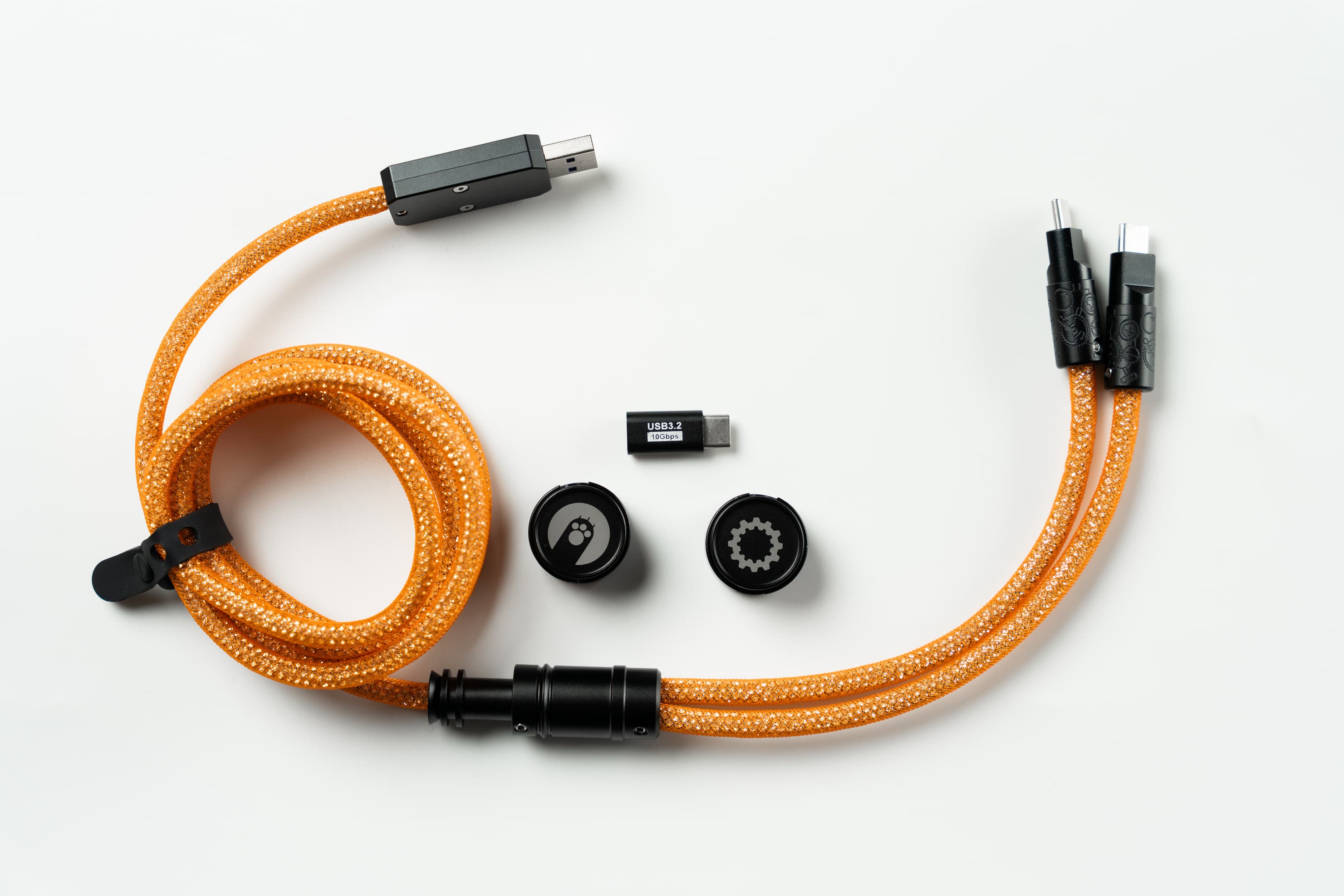 AM x WINSHOP Split Dual 8K Gaming Diamond Cable