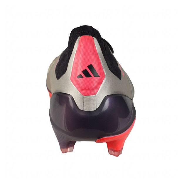 プレデター ELITE FG プラチナメタリック×オーロラブラック | ゲキサカ