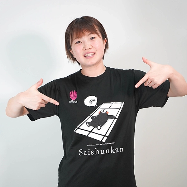 くまもと再春館製薬所バドミントンチーム公式 コートの上でお昼寝T