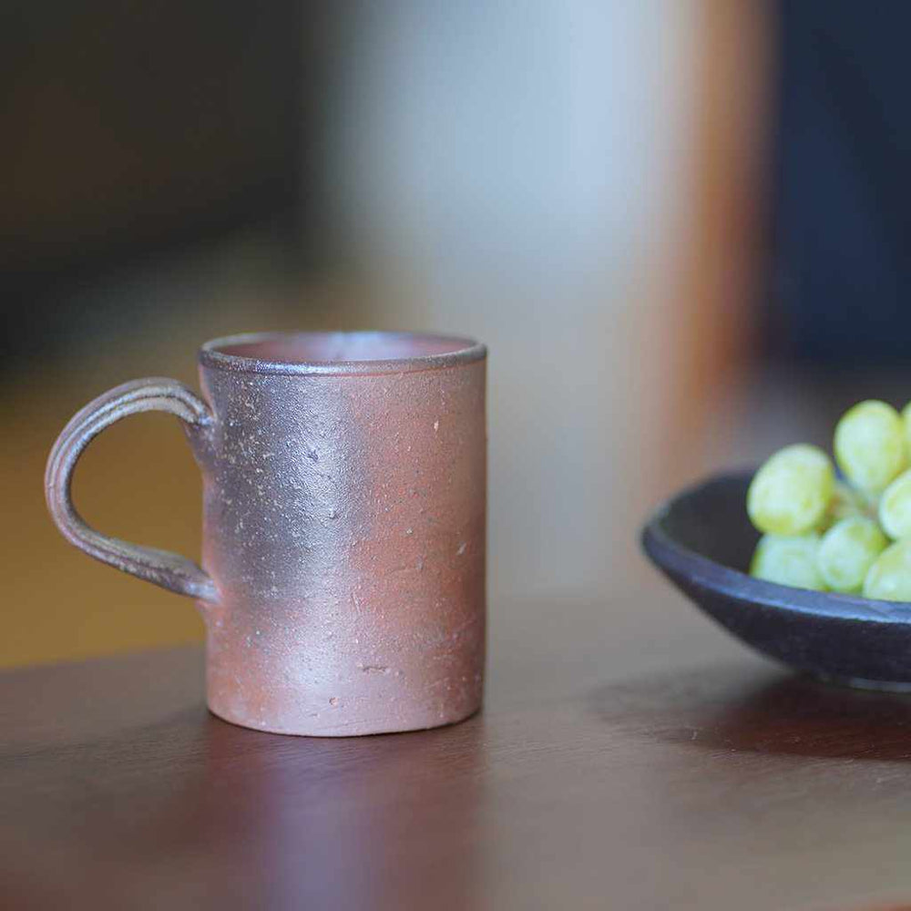 恒枝直豆 (陶芸家) マグカップ【備前焼】 ｜ARTISAN