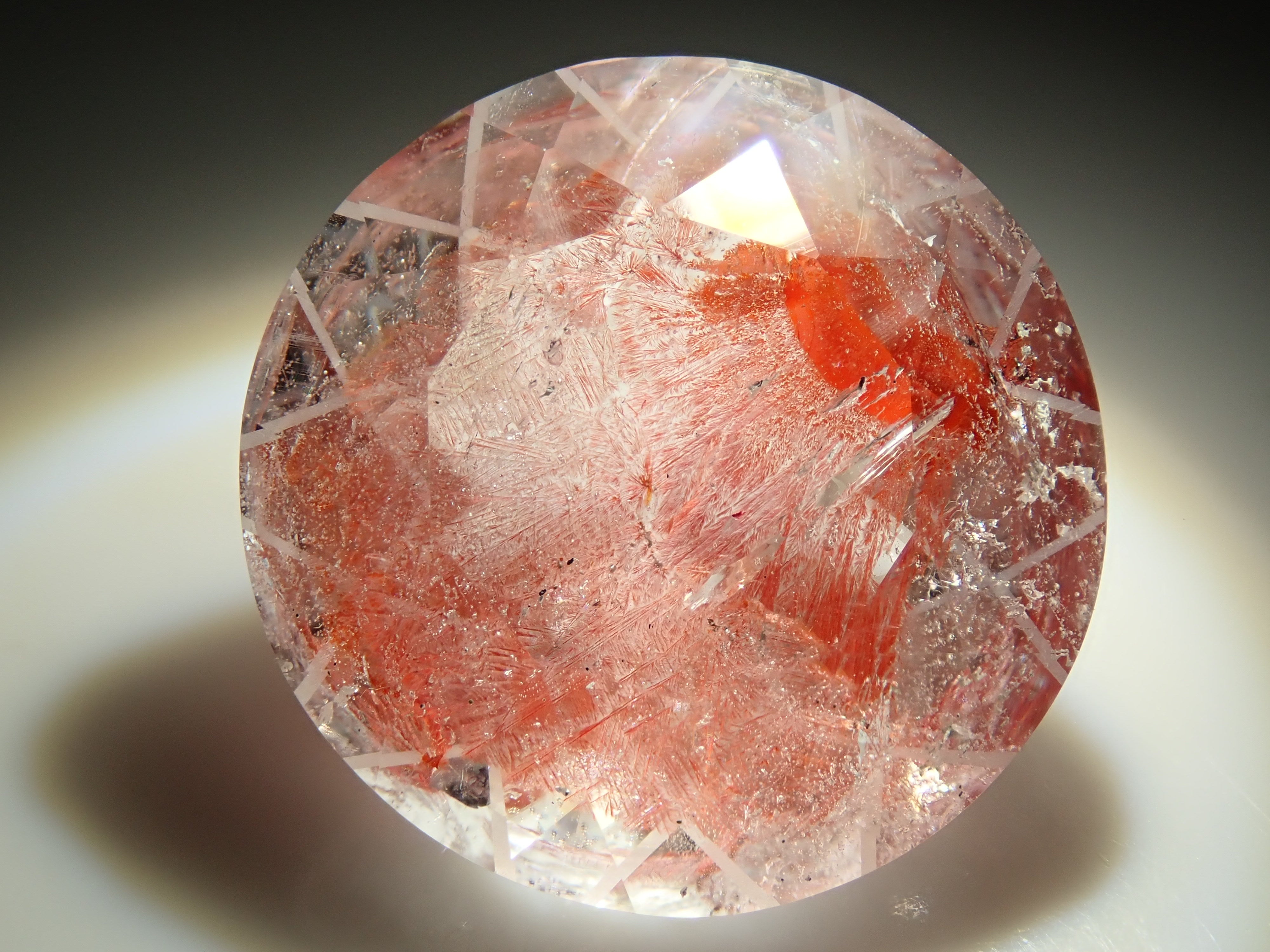 ライモナイトインクォーツ（オーロラクォーツ） 7.281ctルース