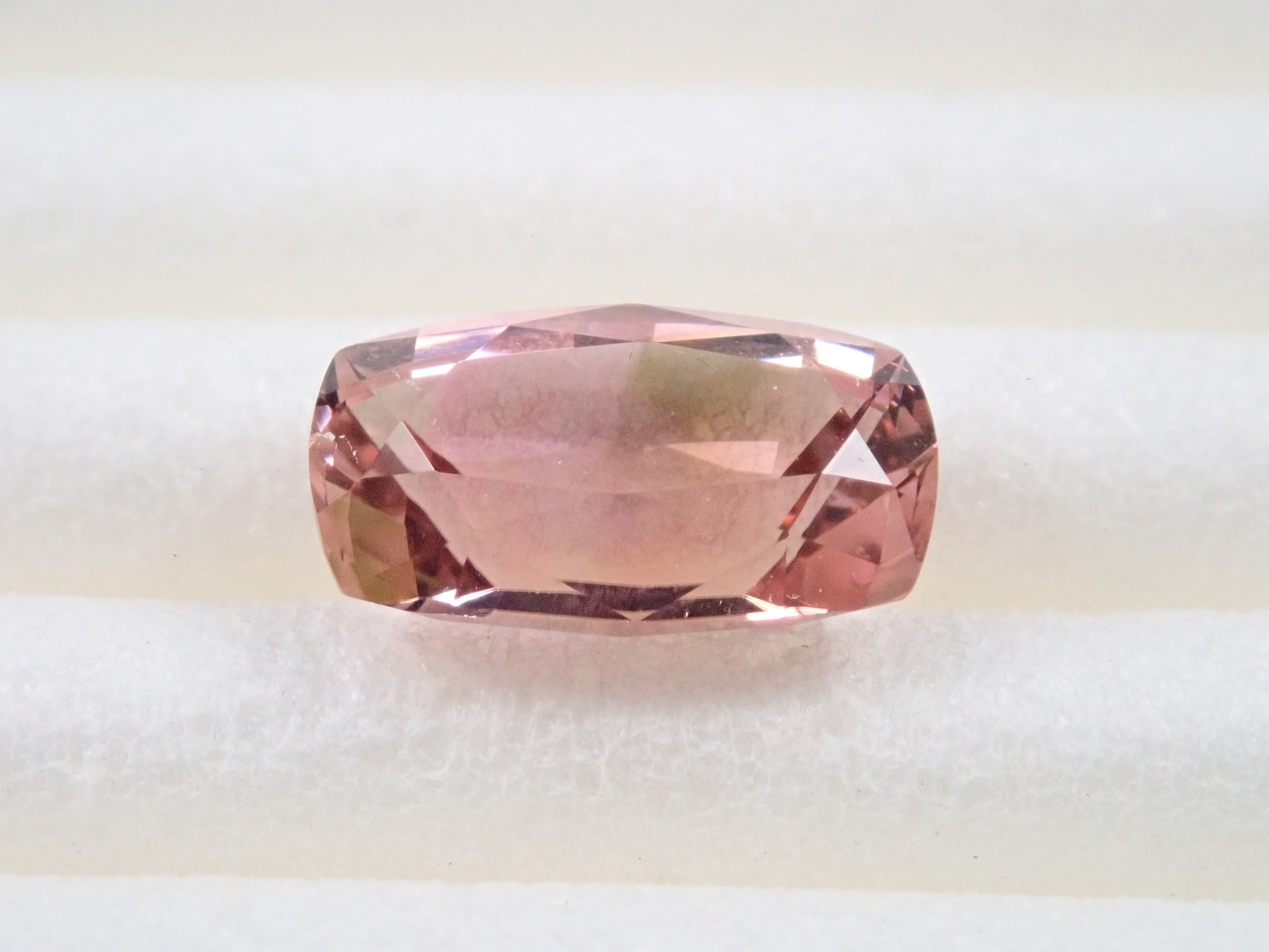 ブラジル産ピンクトルマリン 0.915ctルース