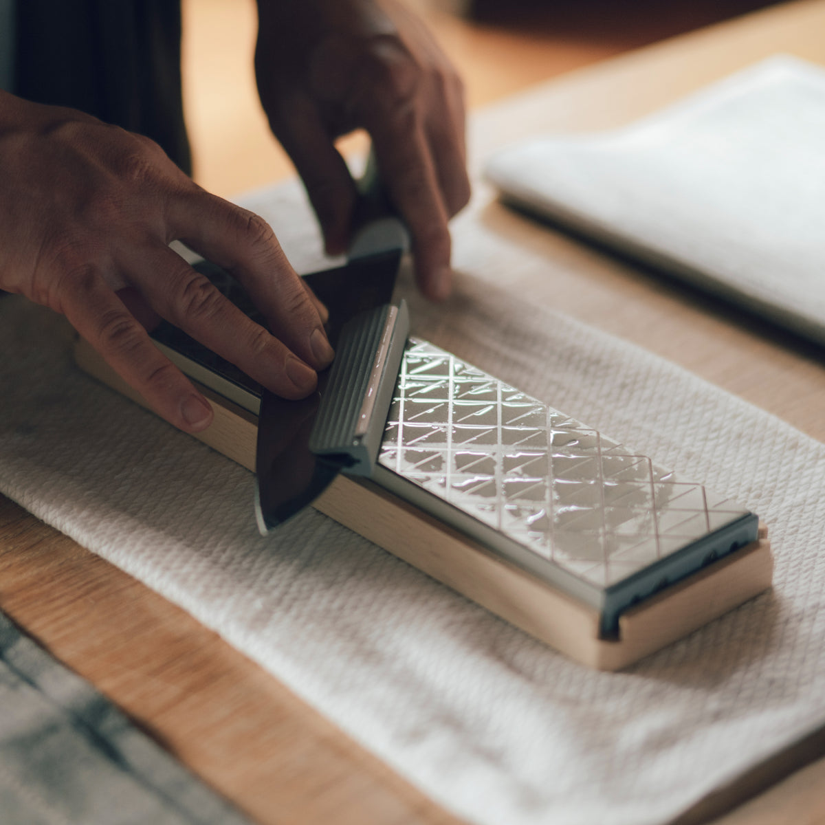 KISEKI:三徳 ダイヤモンド砥石・ 専用ホルダー – KISEKI:キセキの包丁