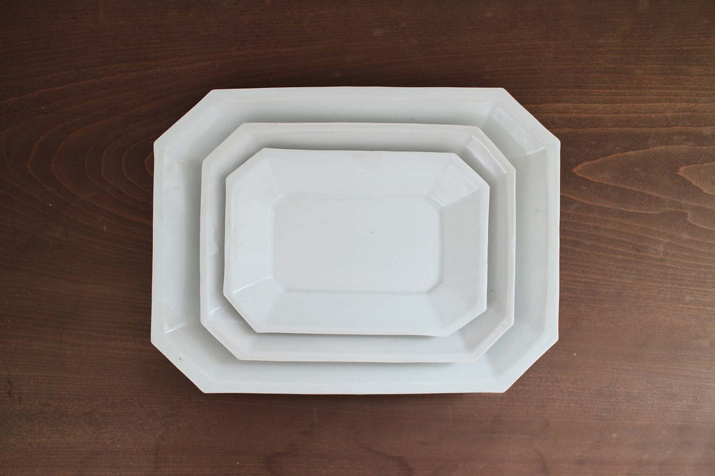 角田淳 すみ切り長方皿 灰釉 ｜くらすこと公式オンラインストア