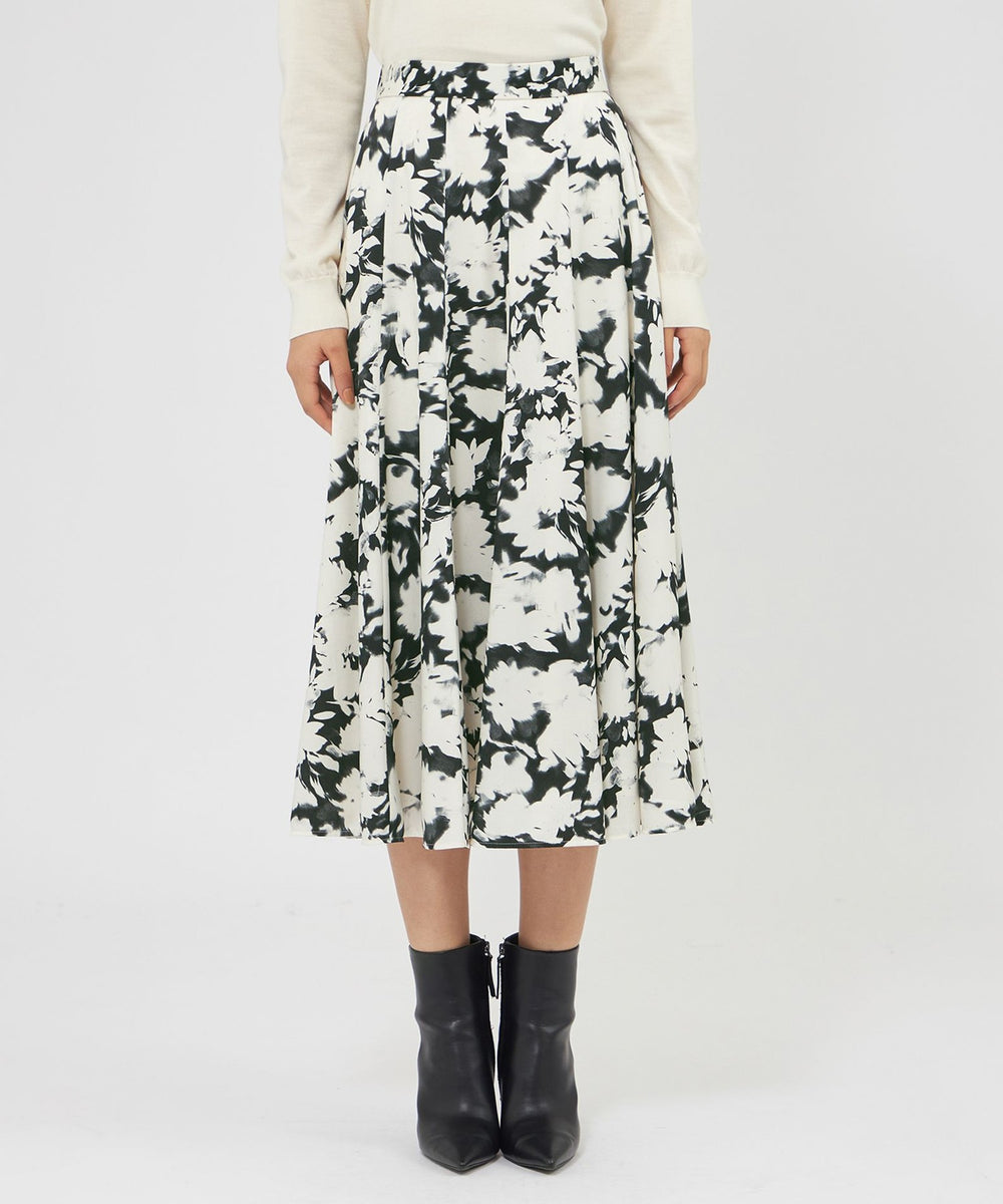 フィオーレサテン フレアスカート(スカート)｜EPOCA(エポカ)の