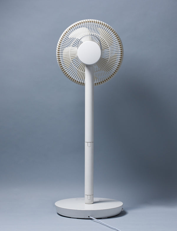 人認識センサー付き DC扇風機 めくばりファン SF-HC151 | シロカ