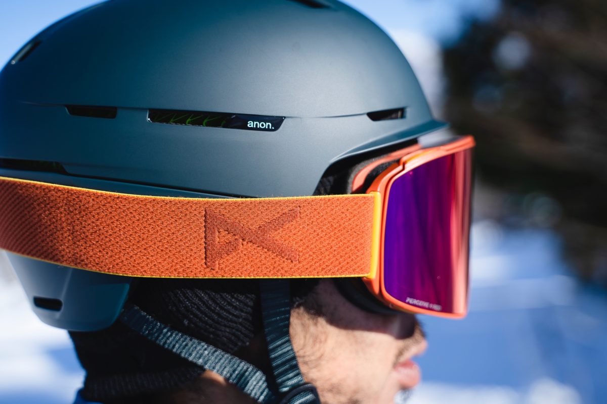 長く滑り続けるために”新機能「WaveCel」搭載のAnonヘルメットを大池