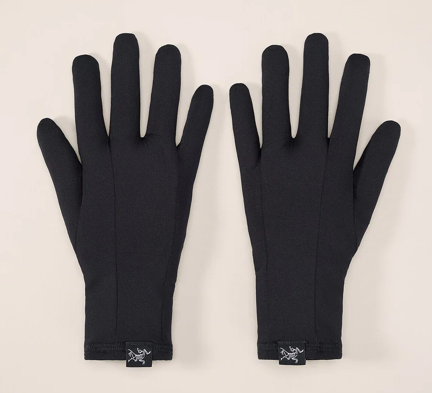 バックカントリーガイドが愛用する「手がよく機能する」グローブ は