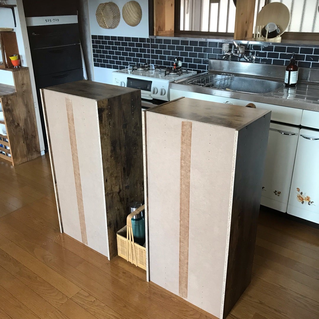 DIY ニトリのカラーボックスで大容量キッチンカウンターの作り方 | SNG