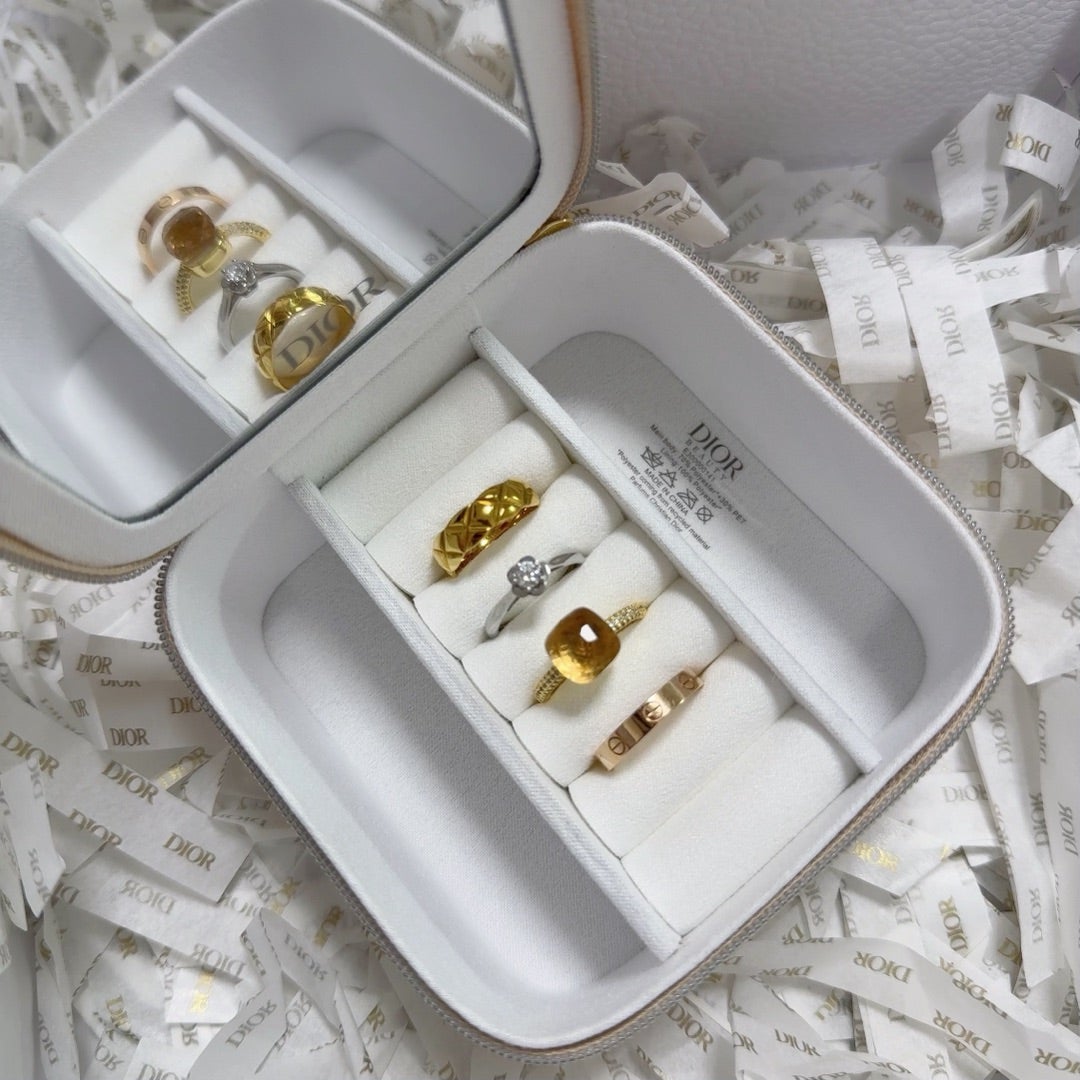 DIORジュエリーボックス】2025ホリデー限定最新ノベルティのディオール