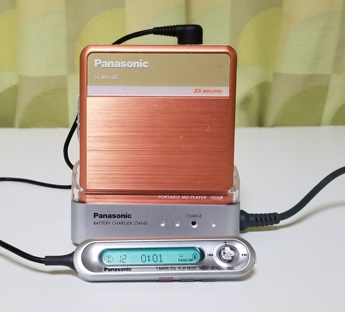 MDポータブルプレーヤー Panasonic SJ-MJ100 MDLP対応・完動品 | 驚愕