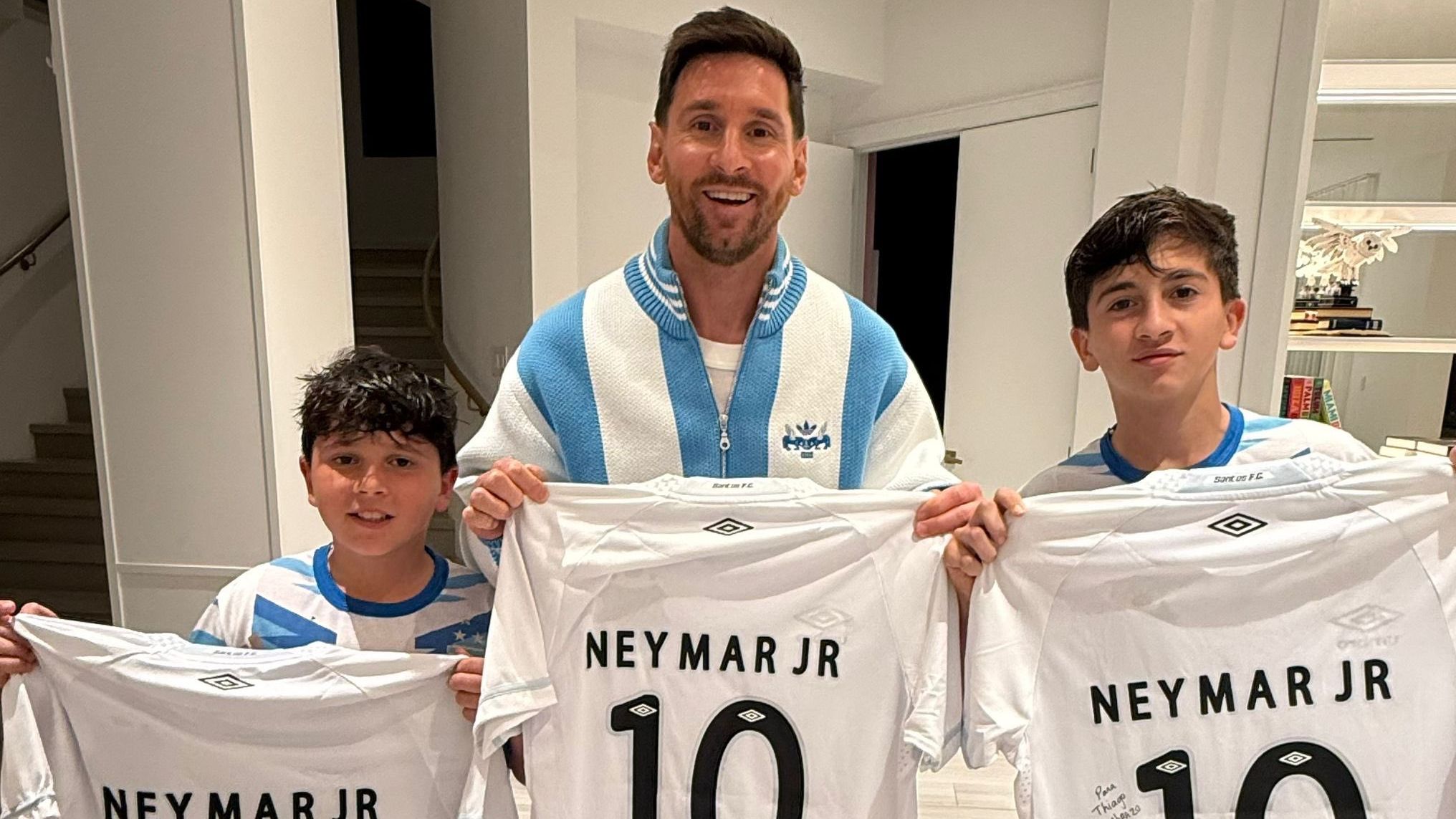 Lionel Messi And Sons Get Special Gift From Former Barcelona Co