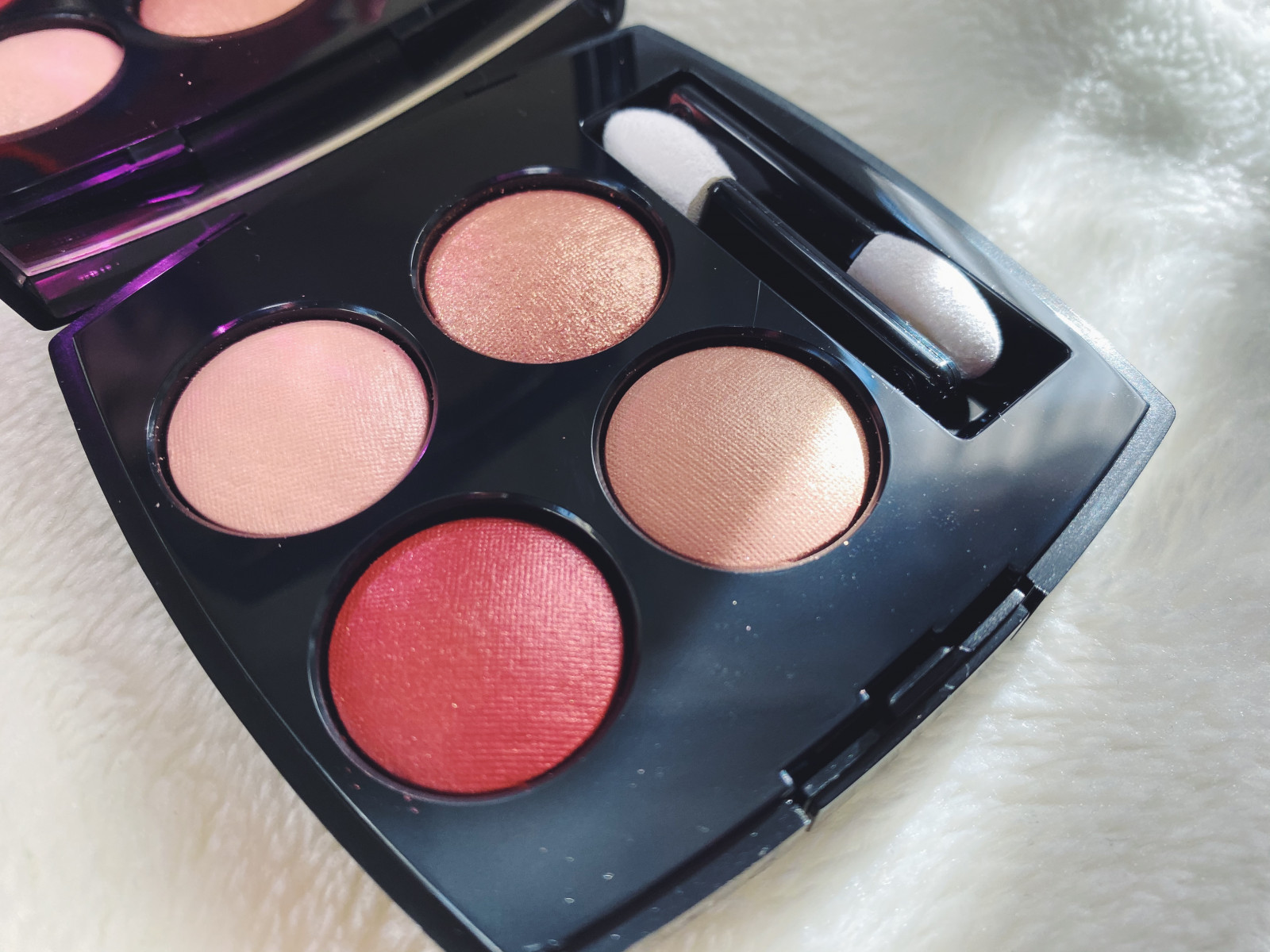 店舗限定】シャネル レ キャトル オンブル344 ありそうでなかった