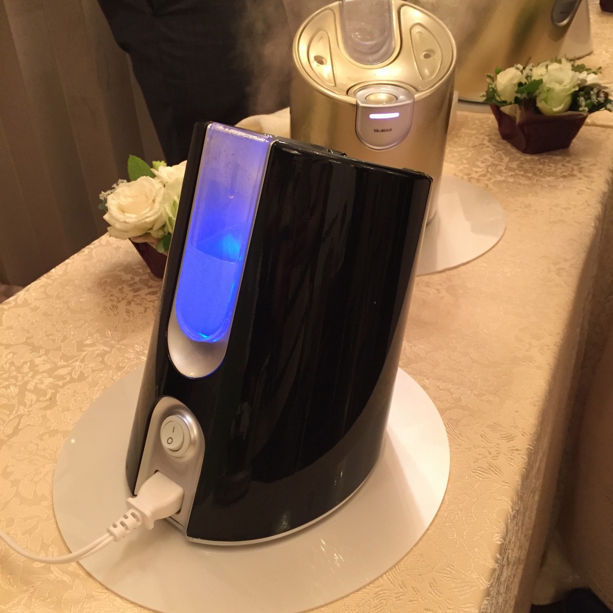 ヤーマンから新スチーマー誕生！ できたての【水素水】を浴びて・飲ん