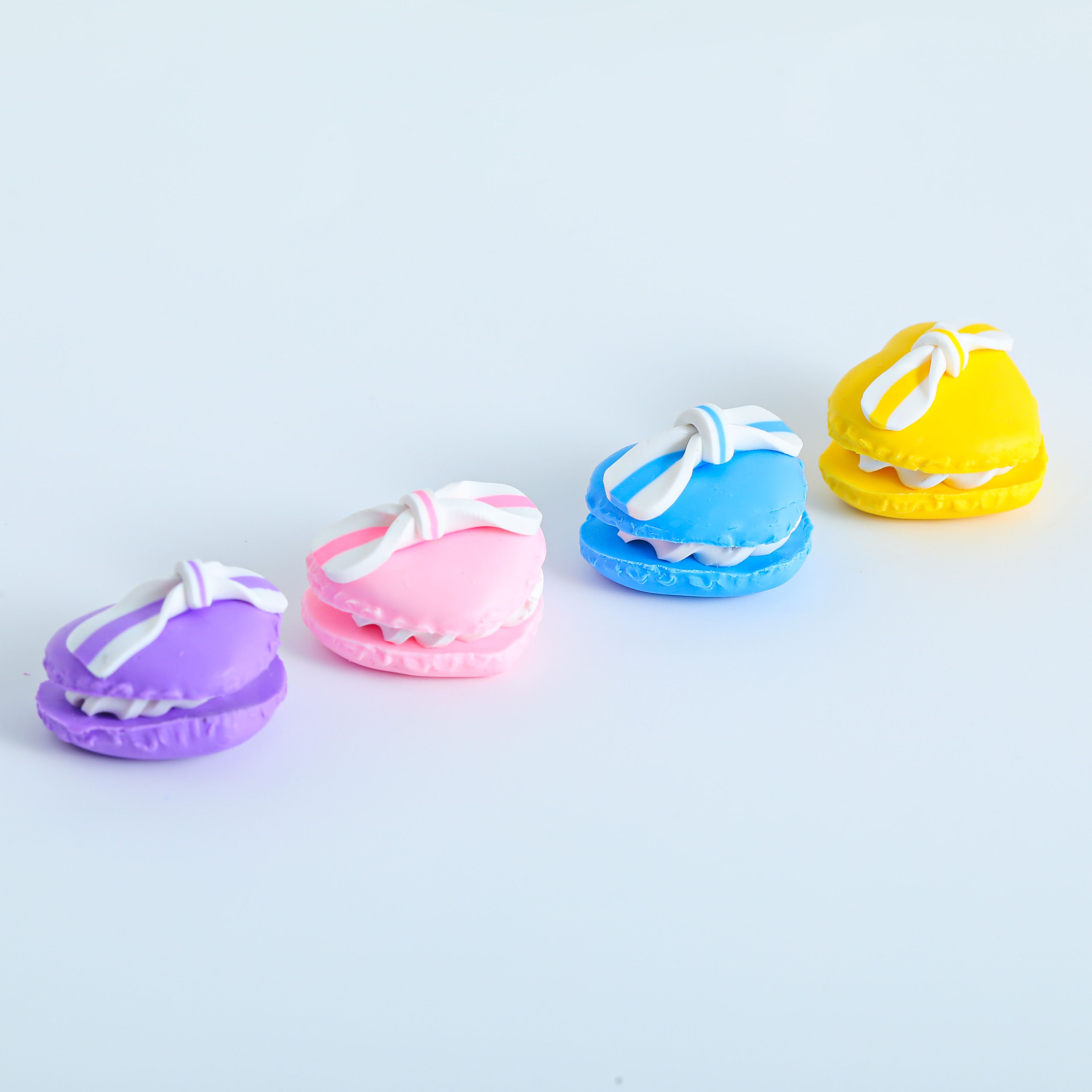 樹脂貼付けパーツ マカロン スイーツ ハート リボン 4個入 | ク