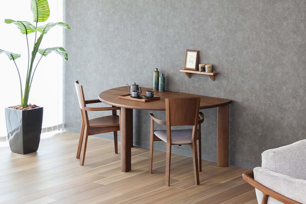 NEO TABLE 半円形 3本脚 | 【公式】飛騨の家具『株式会社シラカワ』