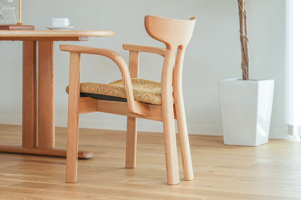 POLLOCK チェア | 【公式】飛騨の家具『株式会社シラカワ』