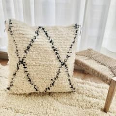 ベニワレン】新品 クッションカバー 49cm×47cm - メルカリ