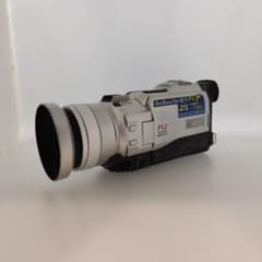 動作確認済】Victor GR-DV3000 F1.2 大口径レンズ搭載 - メルカリ