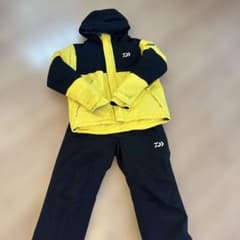 ダイワ フィッシングスーツ(上下セット)防寒着 最終お値下げ - メルカリ